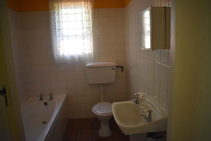 5 Bedroom Property for Sale in Vincent Eastern Cape